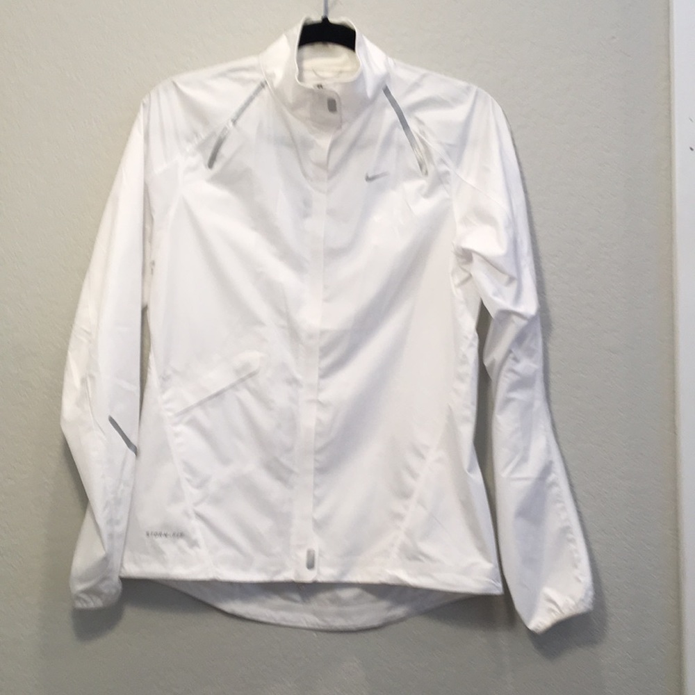 Nike lightweight running jacket size small